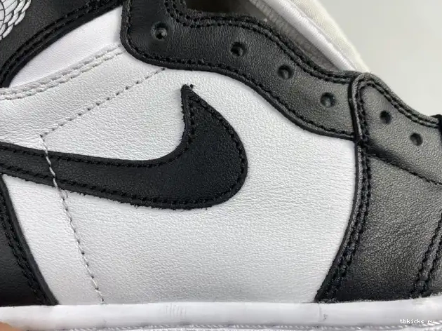 Cheap TB 555088-010 White (2014) 1 Black Jordan Retro Air 0615
